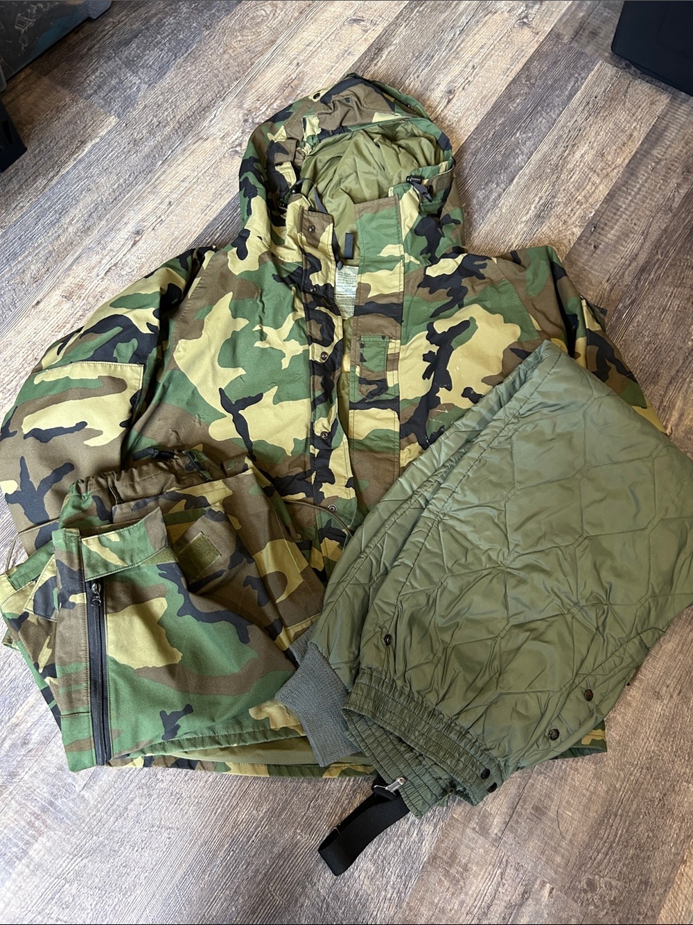 Camo pants large/long, jacket large regular & liner large